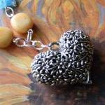 Glass Beaded Silver Heart N..