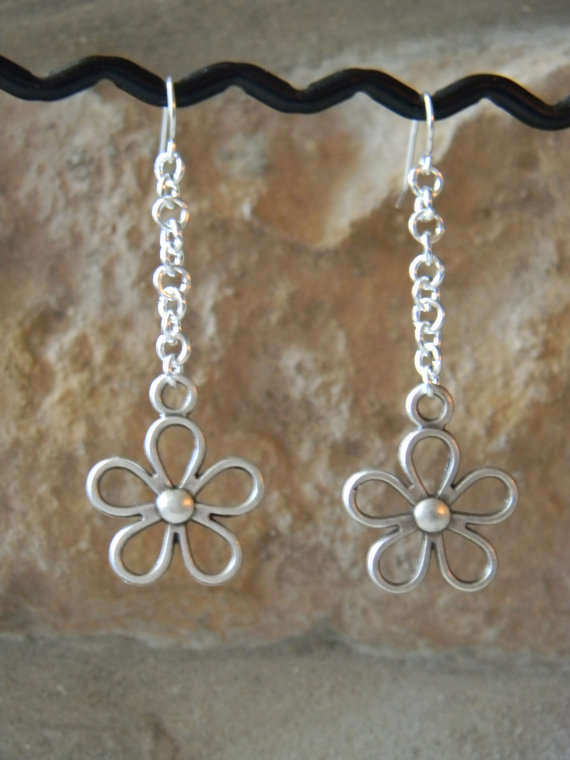 Long Flower Link Dangle Earrings