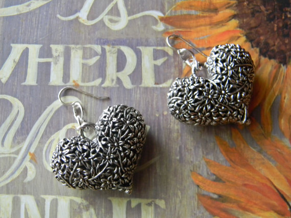 SIlver Puffy Heart Flowered Earrings